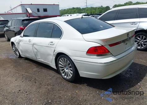 2004 BMW 745Li из США, поврежденный, VIN WBAGN63464DS47181